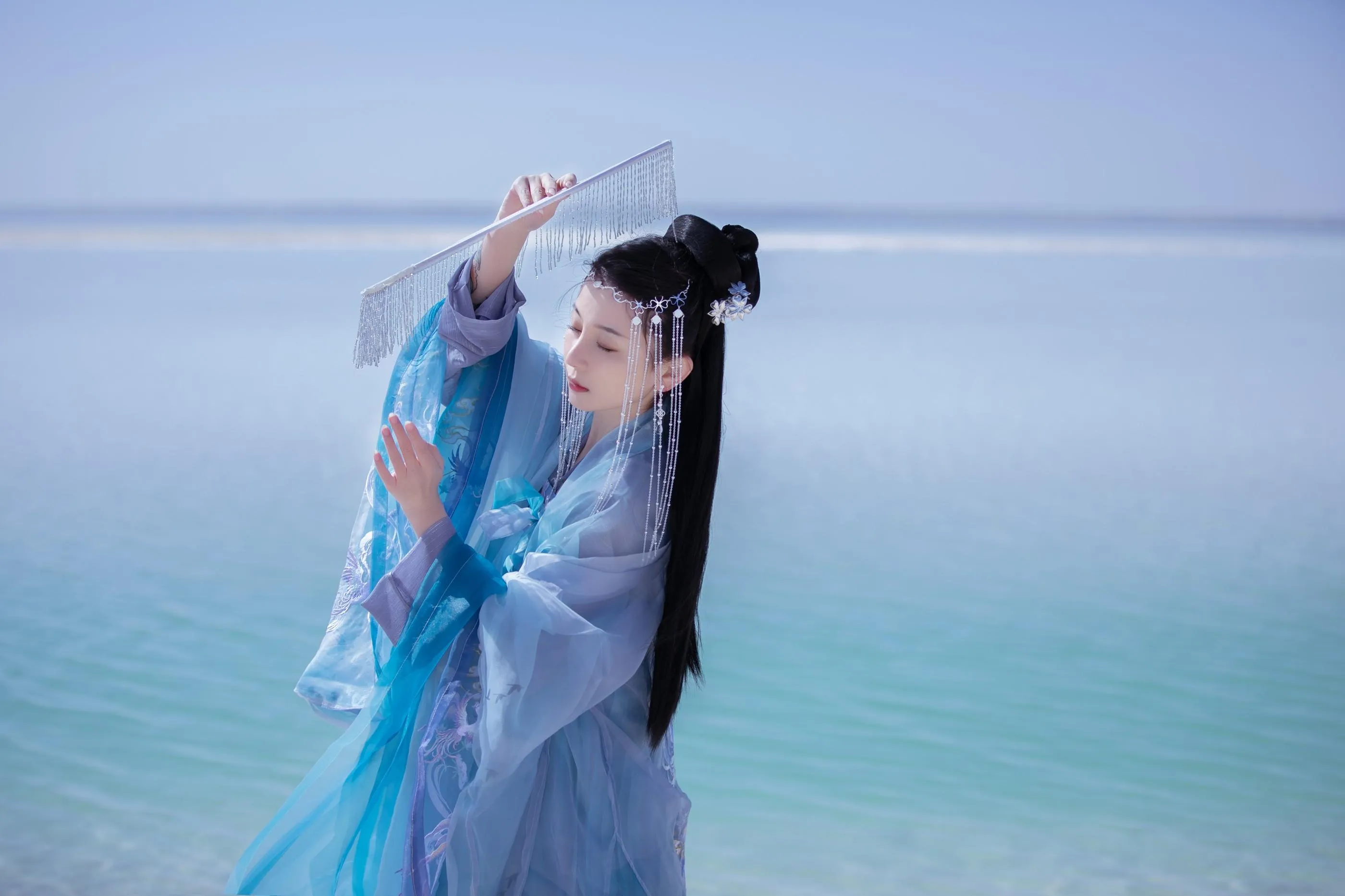 [YITUYU艺图语]2022.08.13 风铃响，故人归 小猫里奈 [22P]插图5